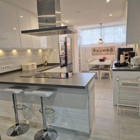 Luxurious Three Bedroom Duplex Apt Close To Beach Фуэнхирола Экстерьер фото
