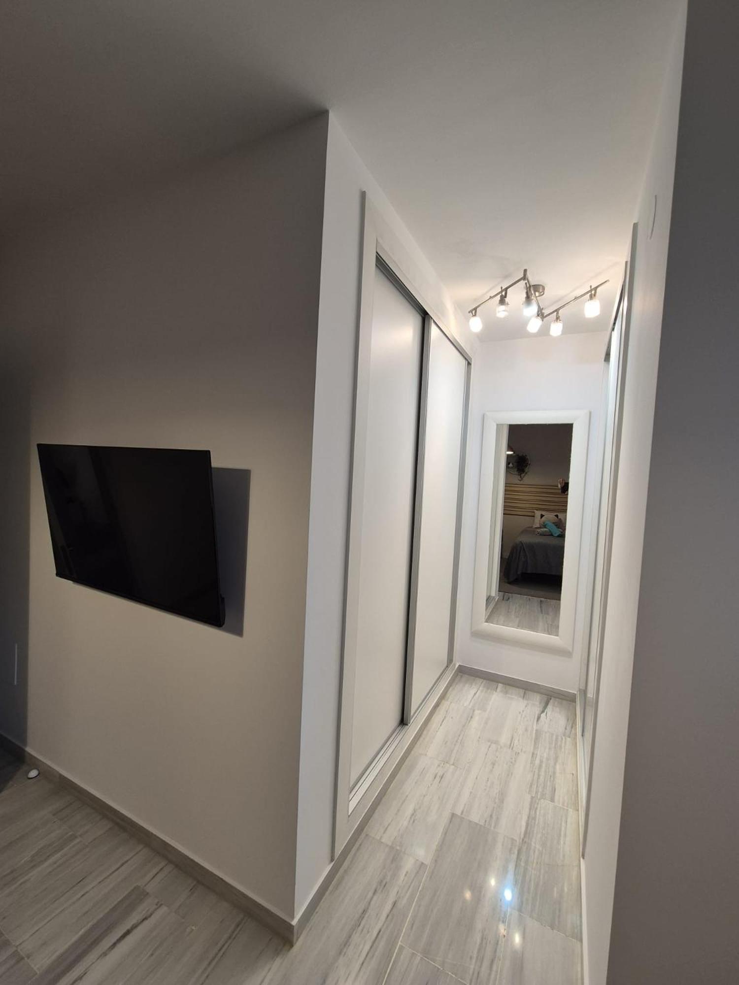 Luxurious Three Bedroom Duplex Apt Close To Beach Фуэнхирола Экстерьер фото